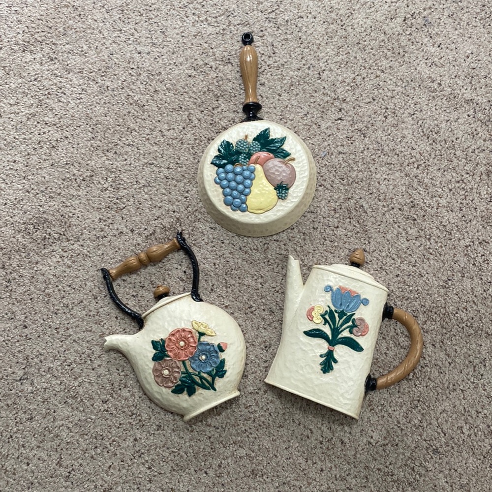 KITCHEN DECOR